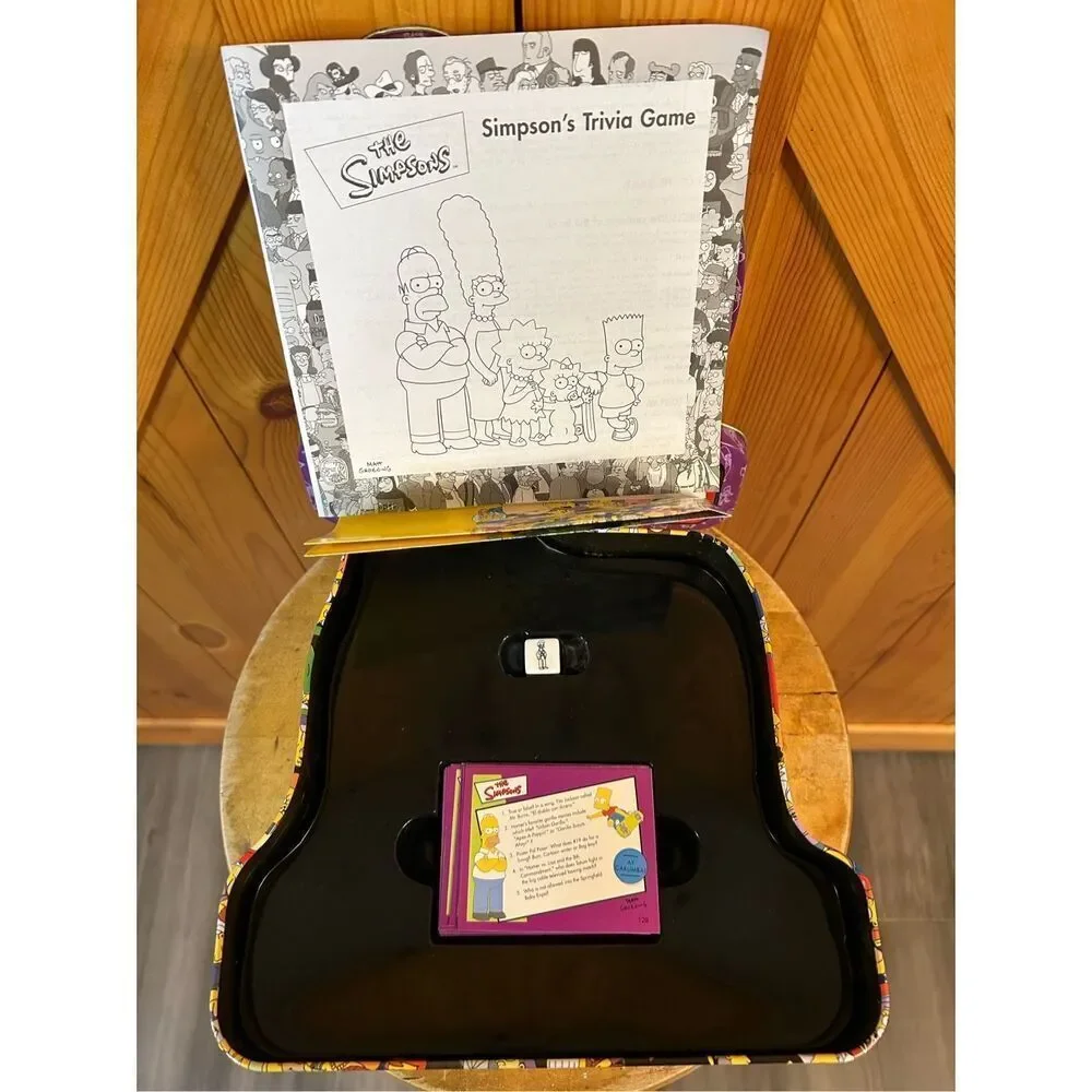 The Simpsons Trivia Game 3-D Tin 2000 (7583)